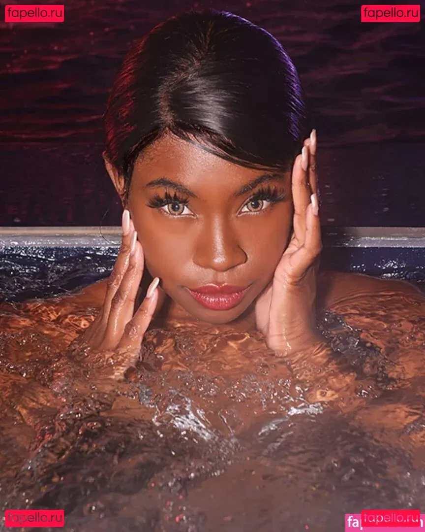 amariantics Onlyfans Photo Gallery 