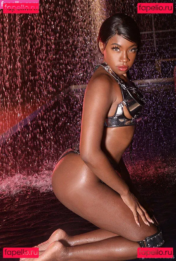 amariantics Onlyfans Photo Gallery 