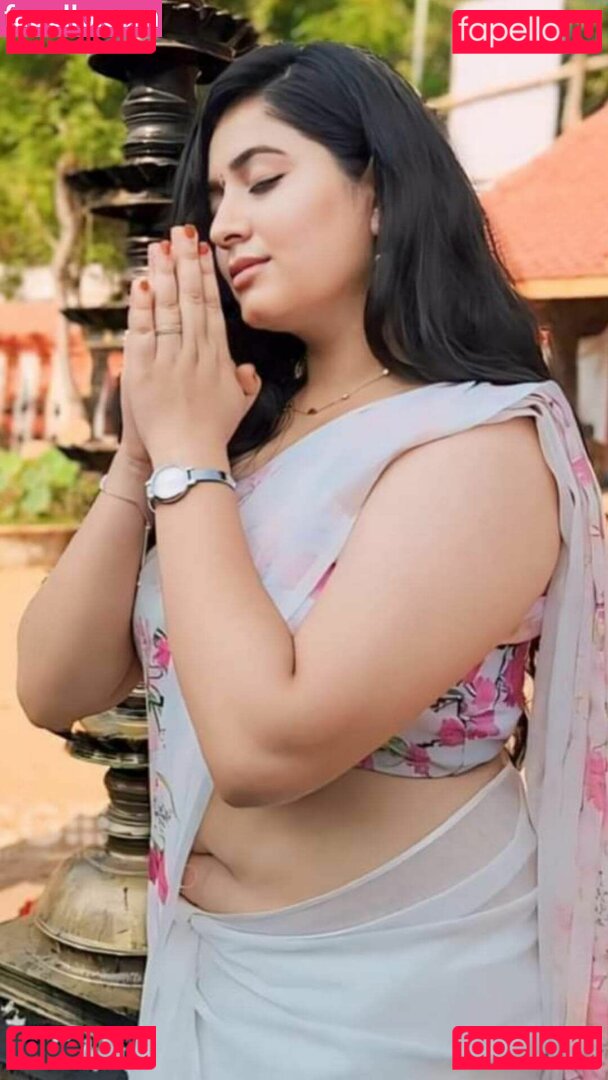 Kanduri Sudha Nude Onlyfans Photo 8