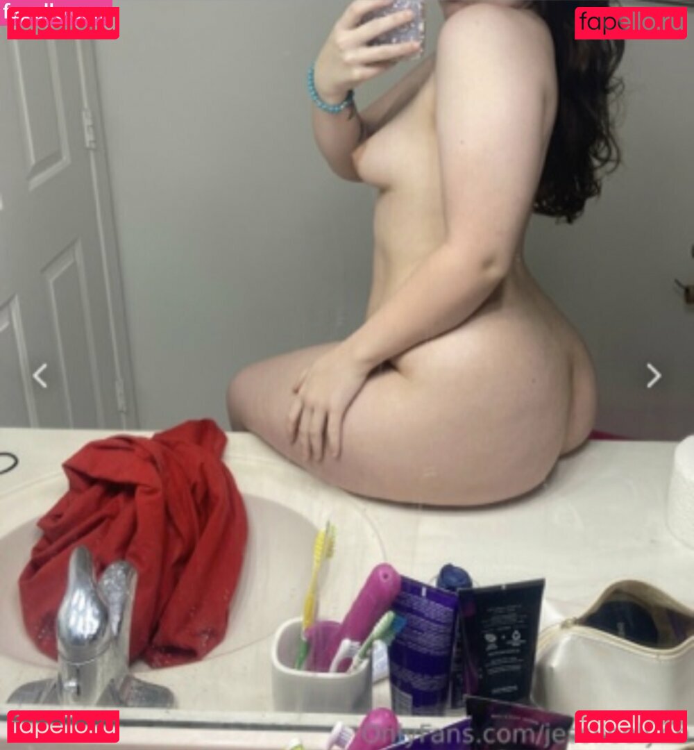 Jessiieelynn Nude Onlyfans Photo 7