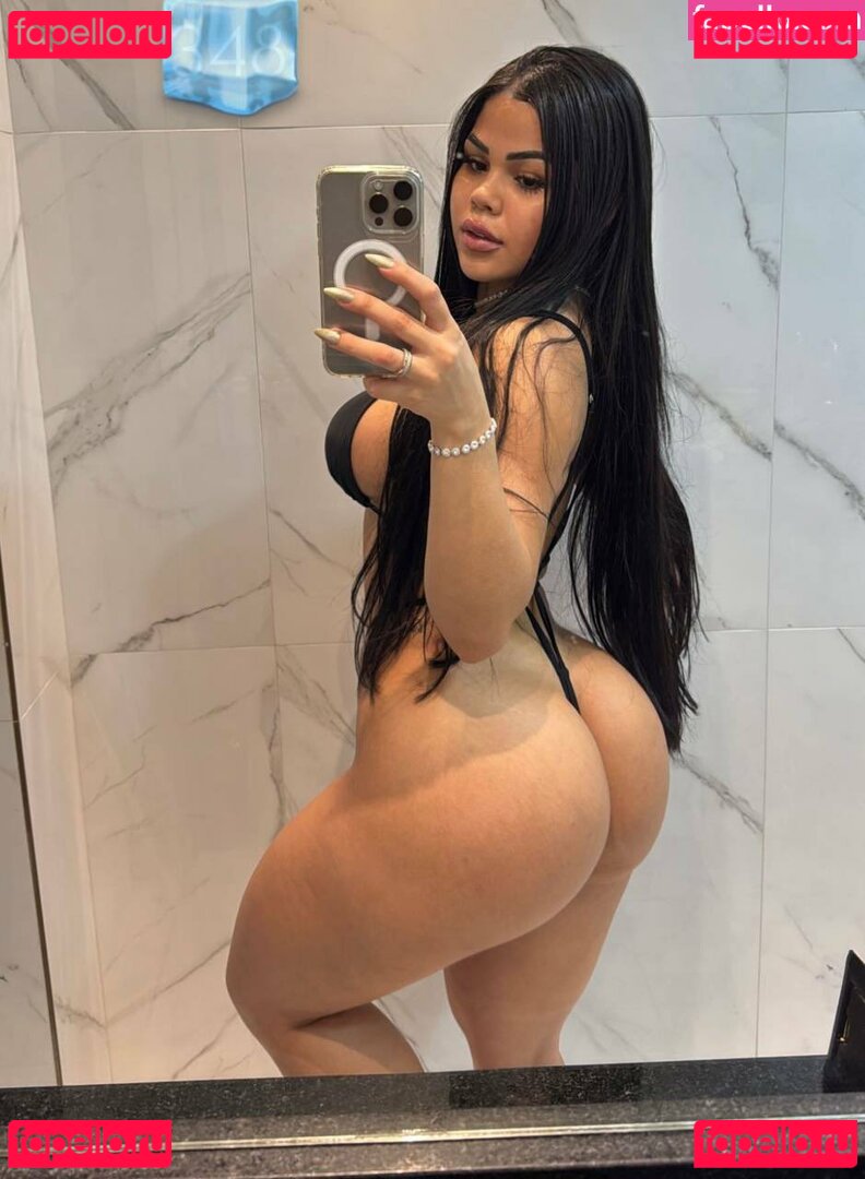 Taty Maia Nude Onlyfans Photo 4