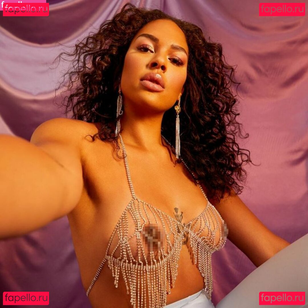 lizcambage Nude Onlyfans Photo 8