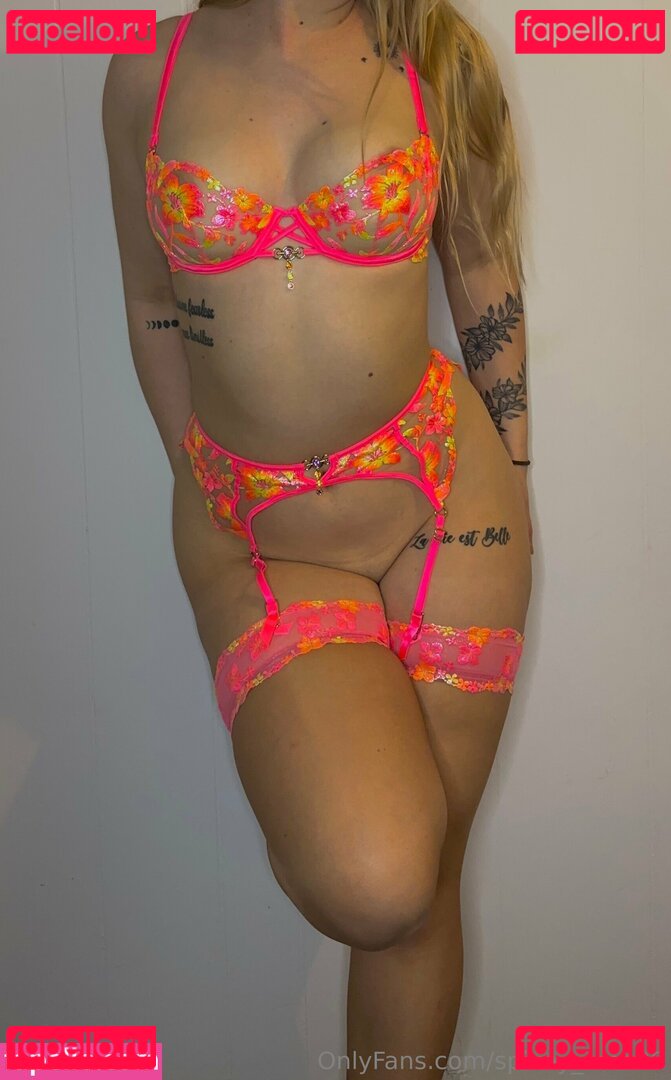 spicey_rose99 Nude Onlyfans Photo 6