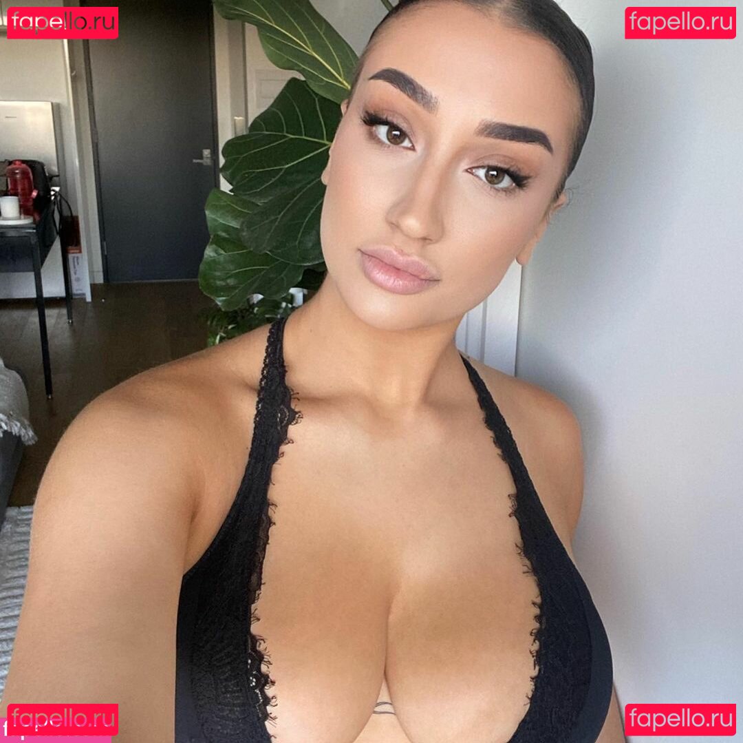 Carla Dior Nude Onlyfans Photo 18