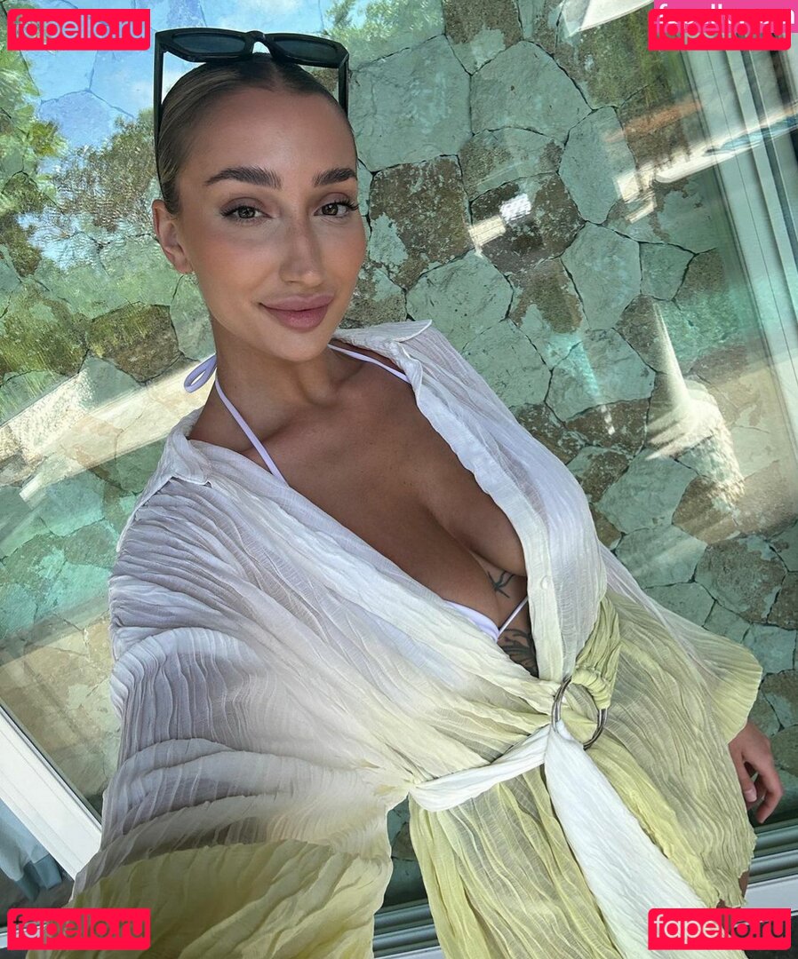 Carla Dior Nude Onlyfans Photo 10