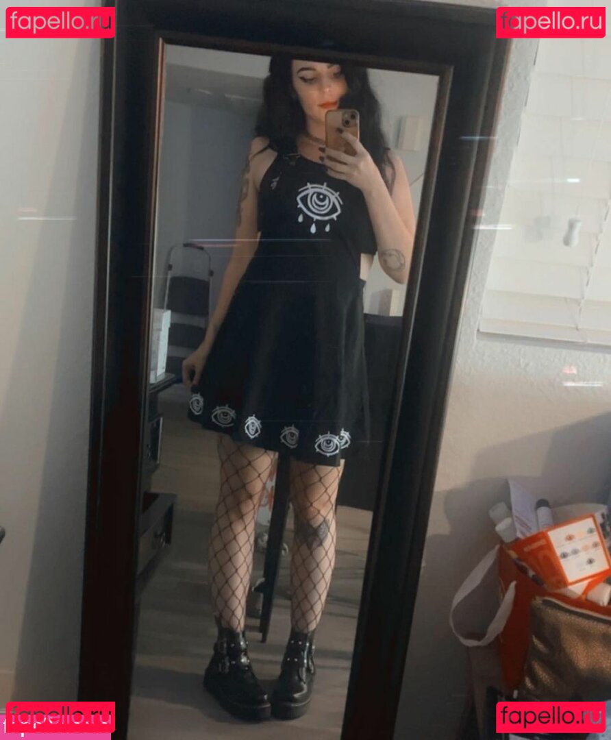 Mistress Trinity Faith Nude Onlyfans Photo 29