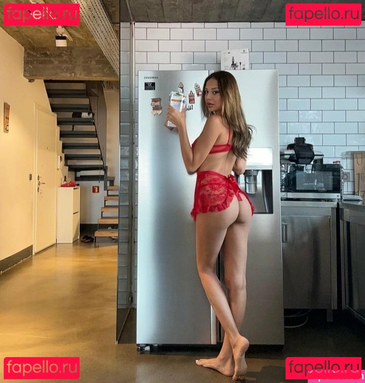 Merve Taskin Nude Onlyfans Photo 24