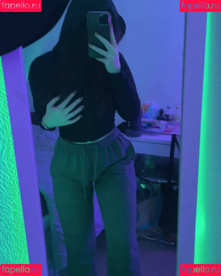 Eleri Evans Onlyfans Photo Gallery 