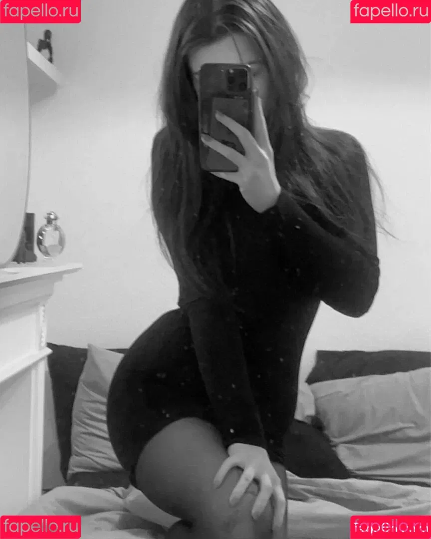 Eleri Evans Onlyfans Photo Gallery 