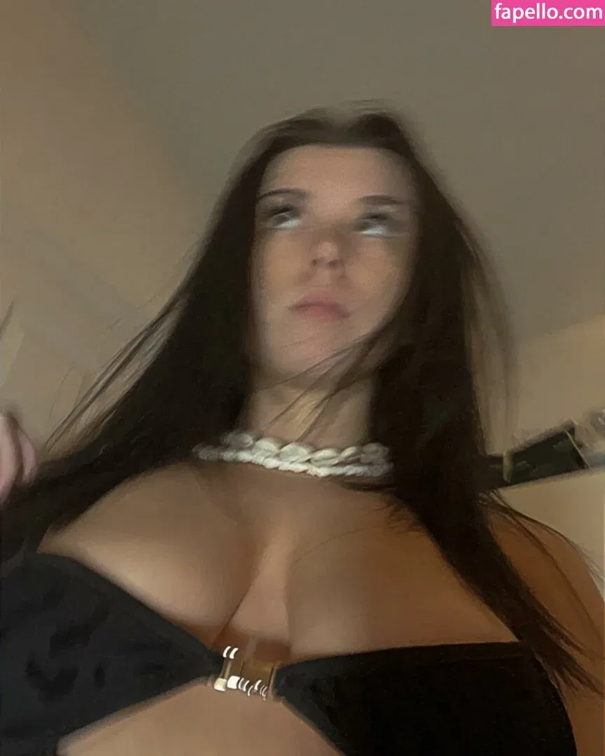 Eleri Evans Onlyfans Photo Gallery 