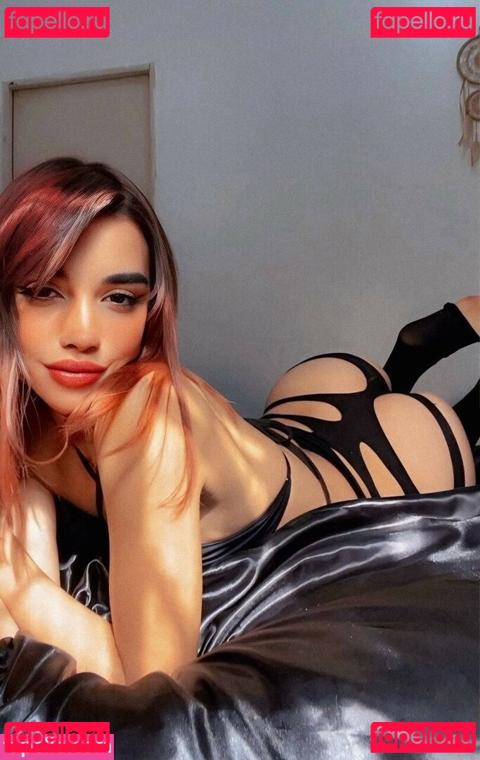 Flor Yasmin Nude Onlyfans Photo 3