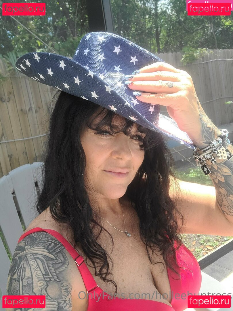 Hollee Huntress Nude Onlyfans Photo 37