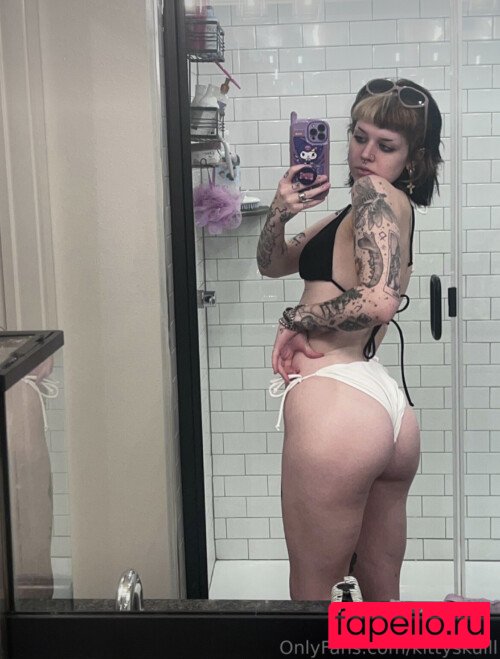 kittyskulll Nude Onlyfans Photo 16