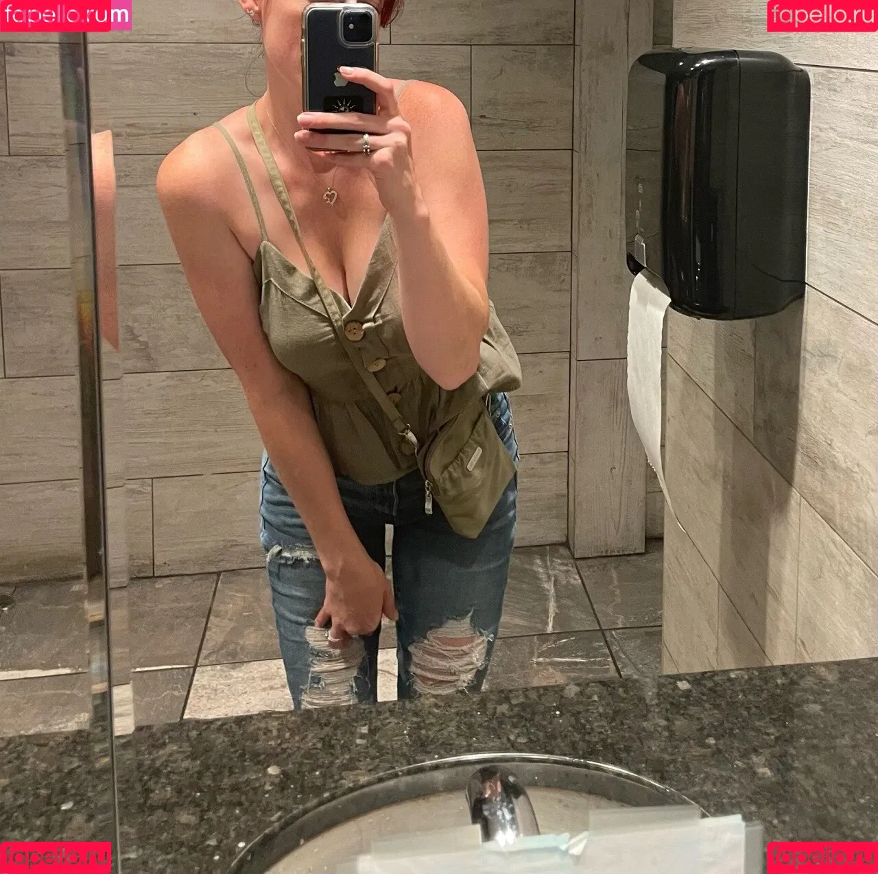 Cay Wild Onlyfans Photo Gallery 