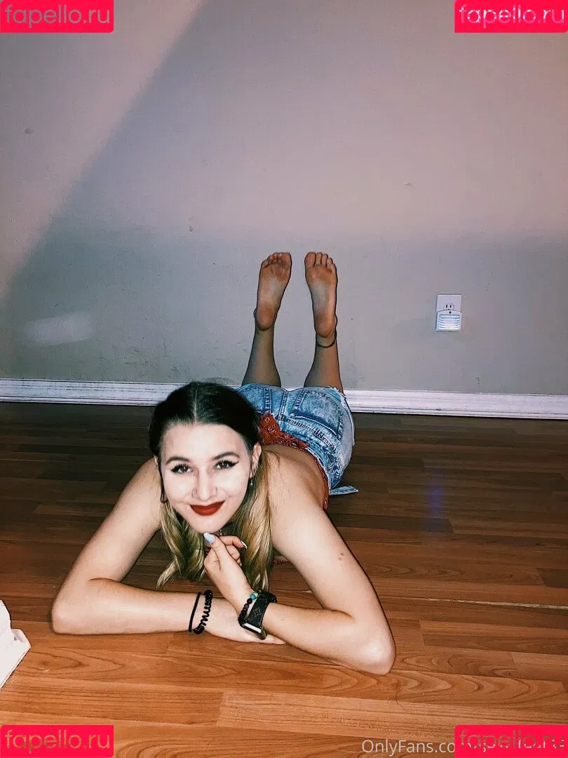 rhiannon.goddess Onlyfans Photo Gallery 