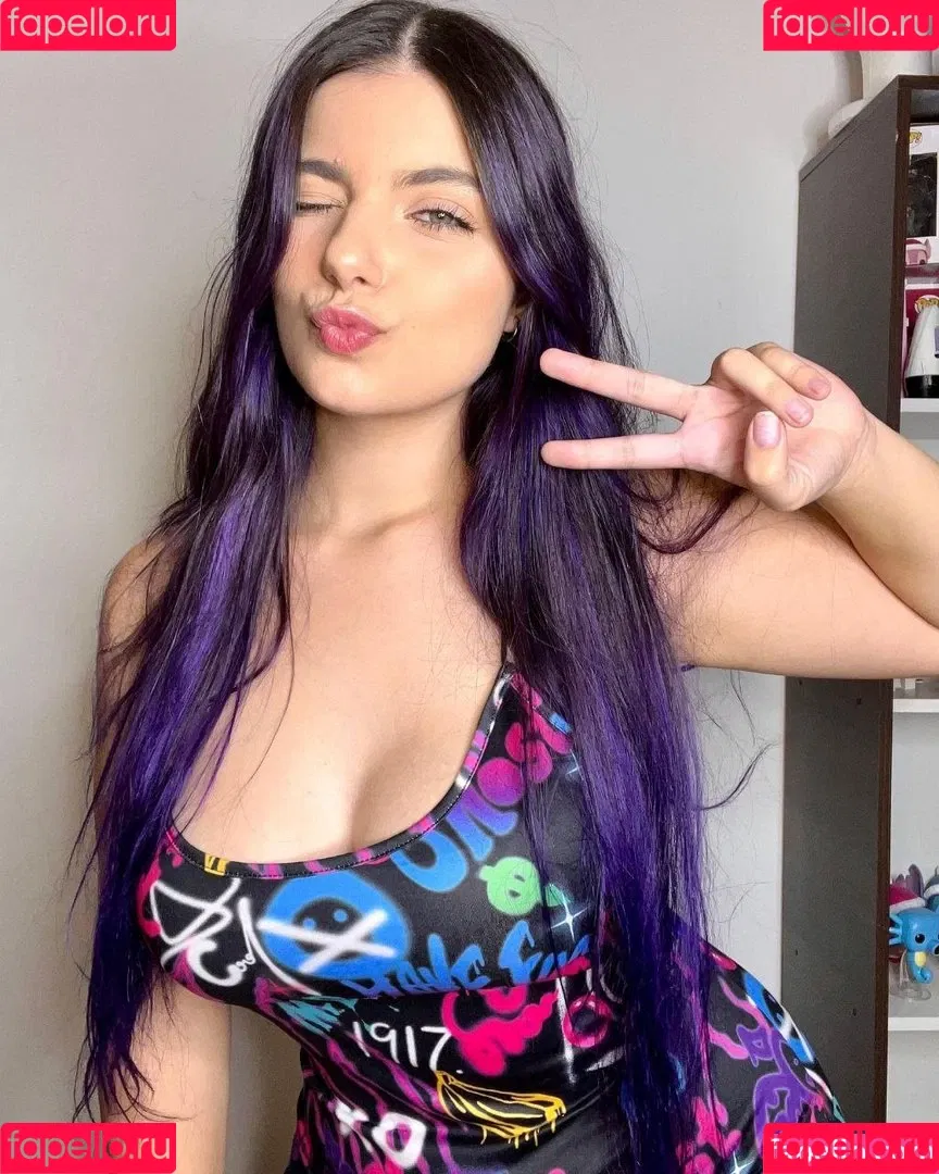Julieta Allegretti Onlyfans Photo Gallery 