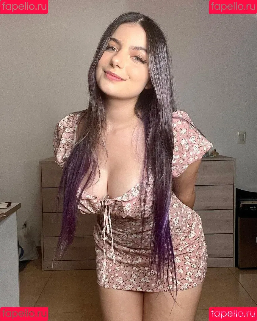 Julieta Allegretti Onlyfans Photo Gallery 