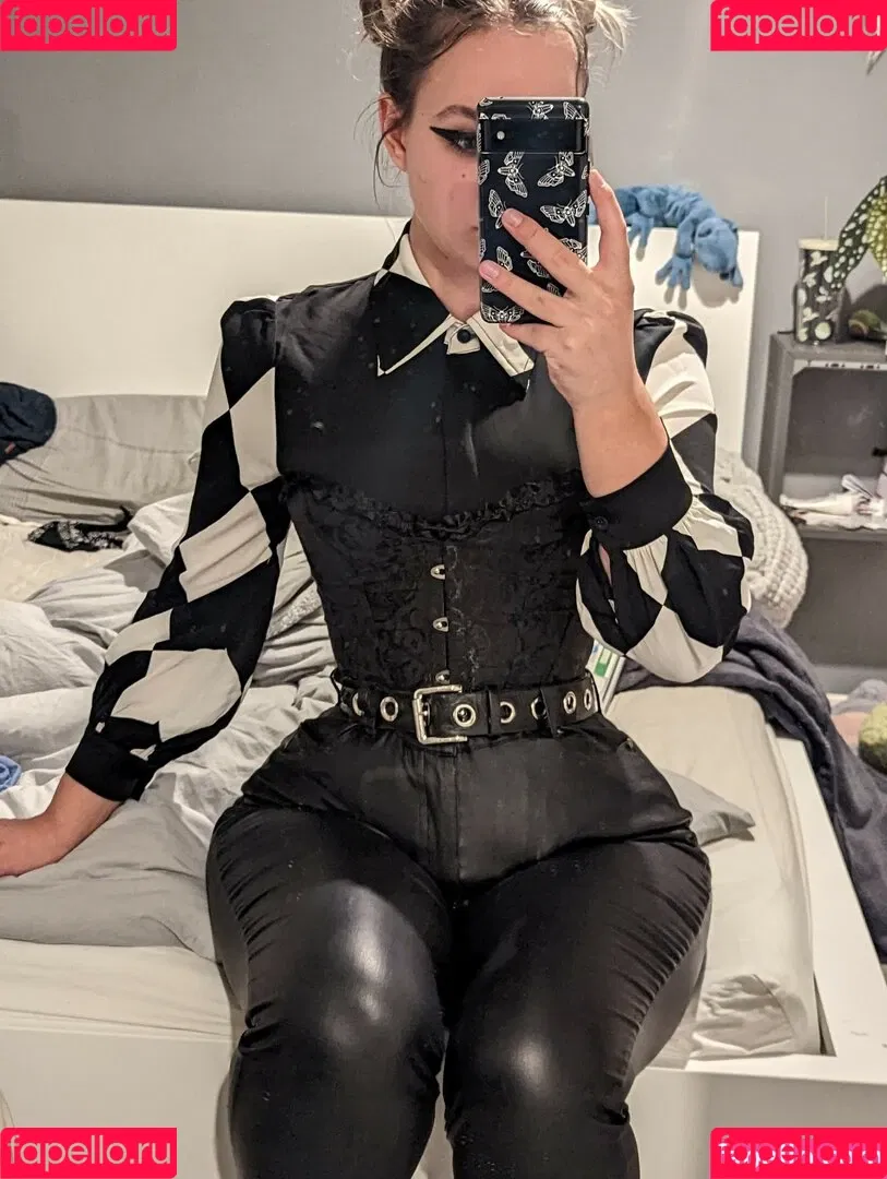 goth.kitten Onlyfans Photo Gallery 