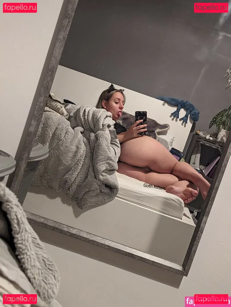 goth.kitten Onlyfans Photo Gallery 