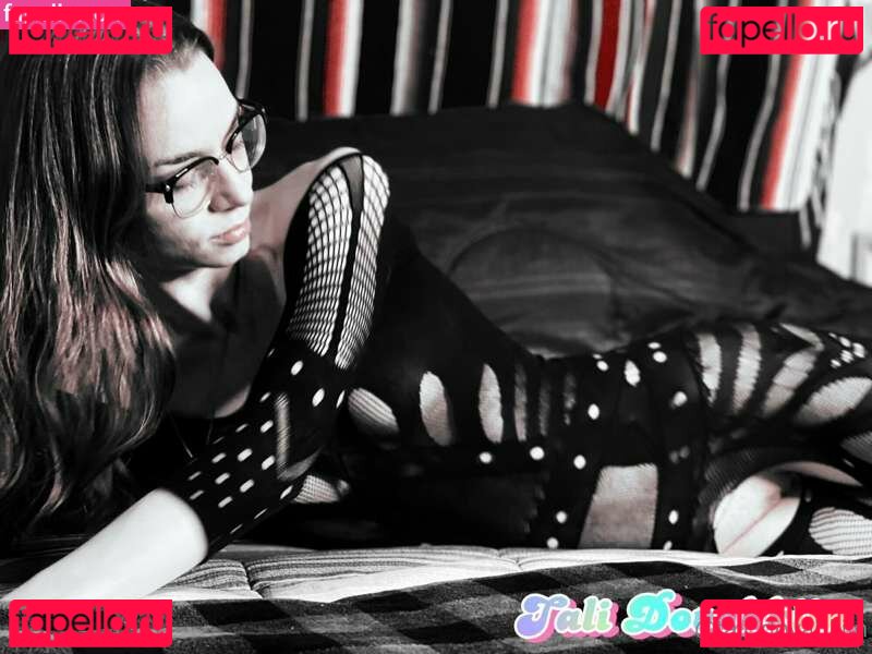 Tali Dova Nude Onlyfans Photo 38