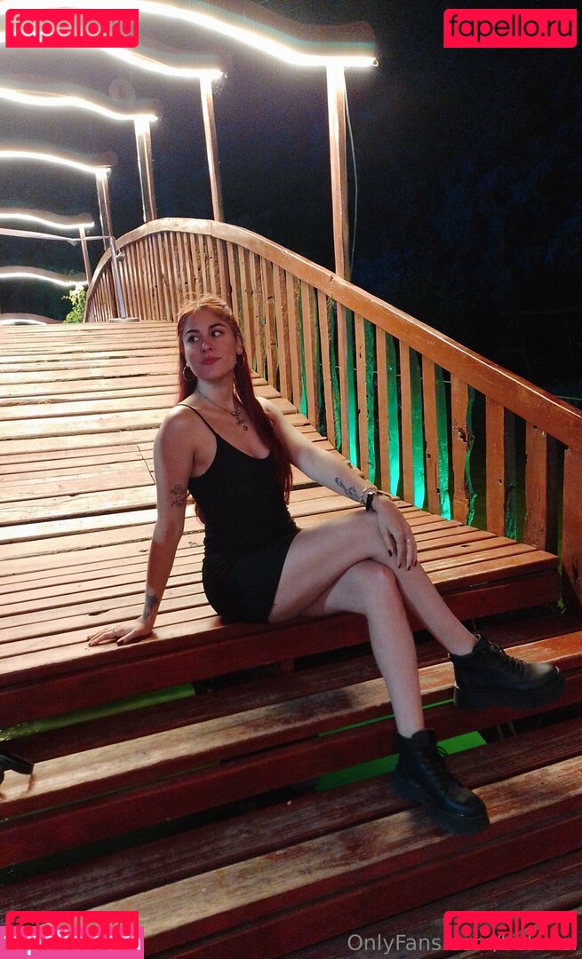 belunel Nude Onlyfans Photo 9