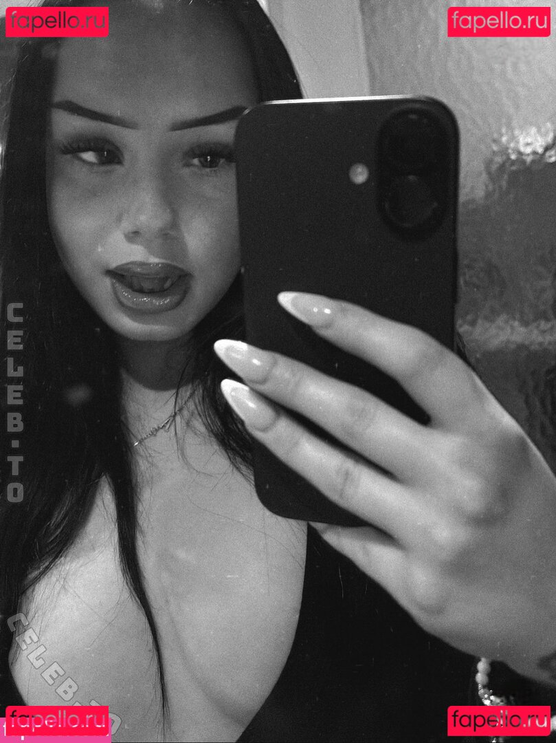 Lorena amira Nude Onlyfans Photo 12