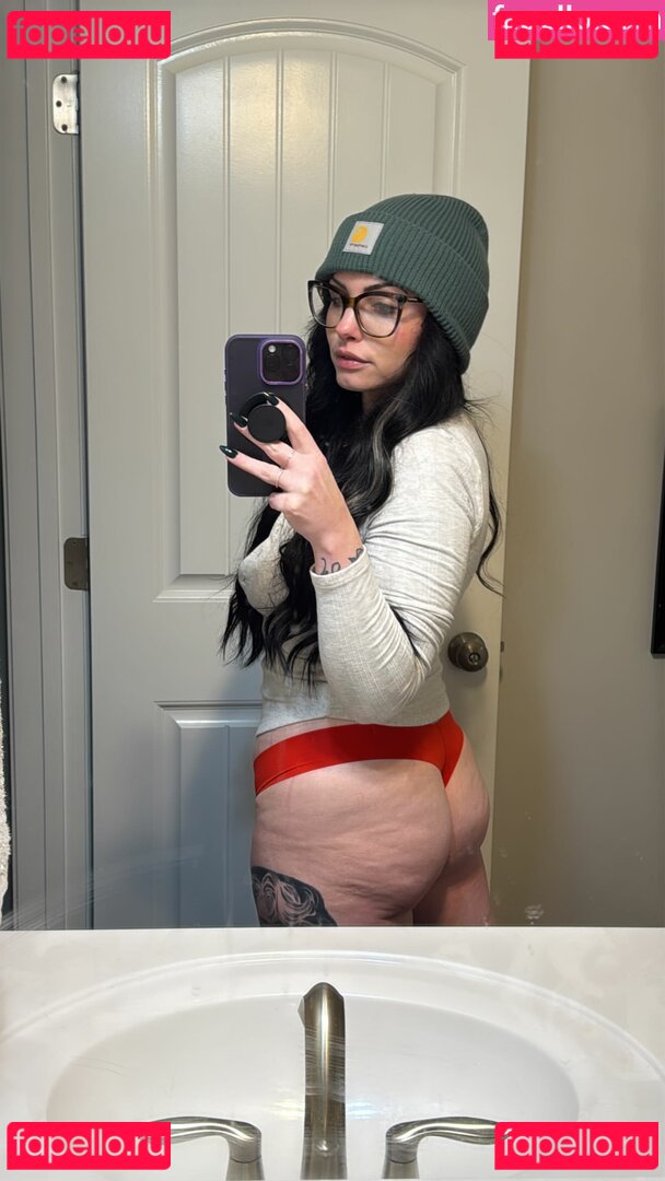 Megamelz Nude Onlyfans Photo 5