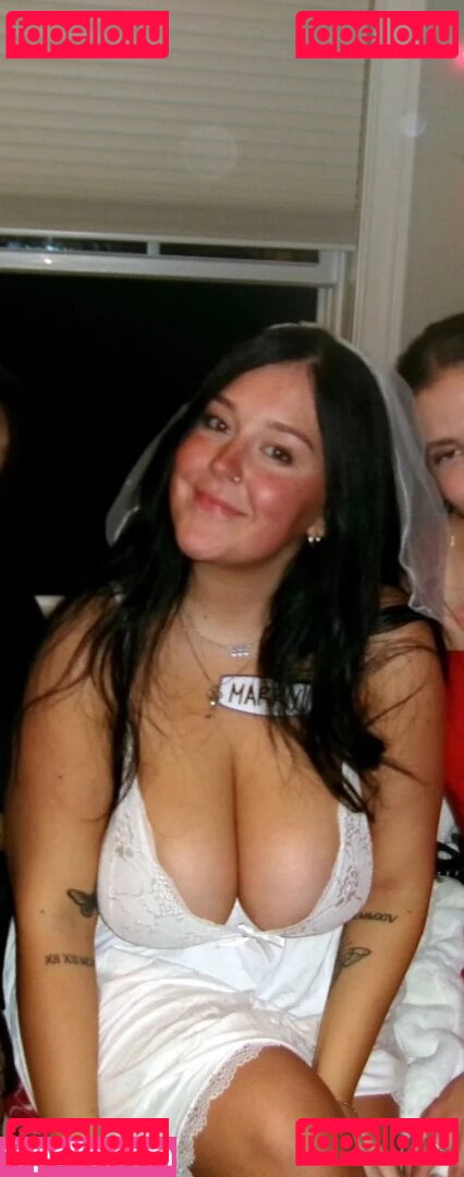 Emily B Nude Onlyfans Photo 16