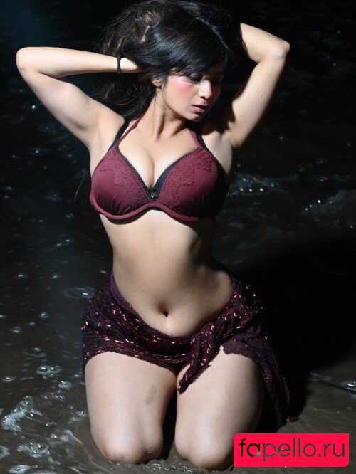 Neha Singh Nude Onlyfans Photo 15