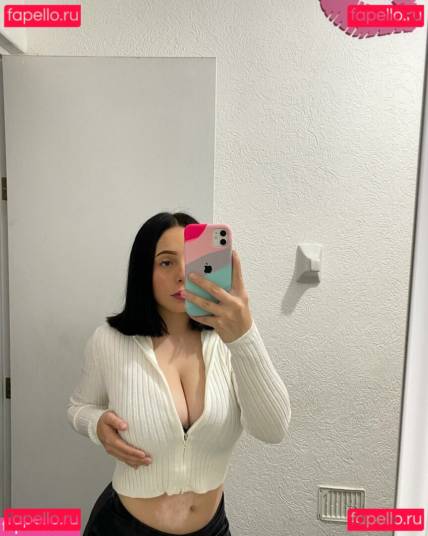 Karla Ruiz Nude Onlyfans Photo 18