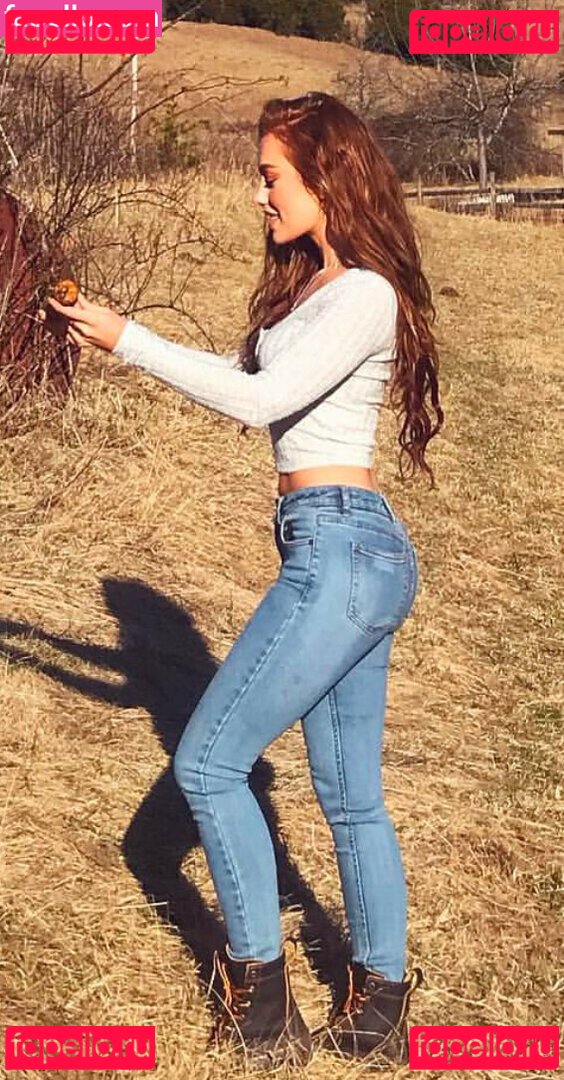 Heidi Hoback Nude Onlyfans Photo 47