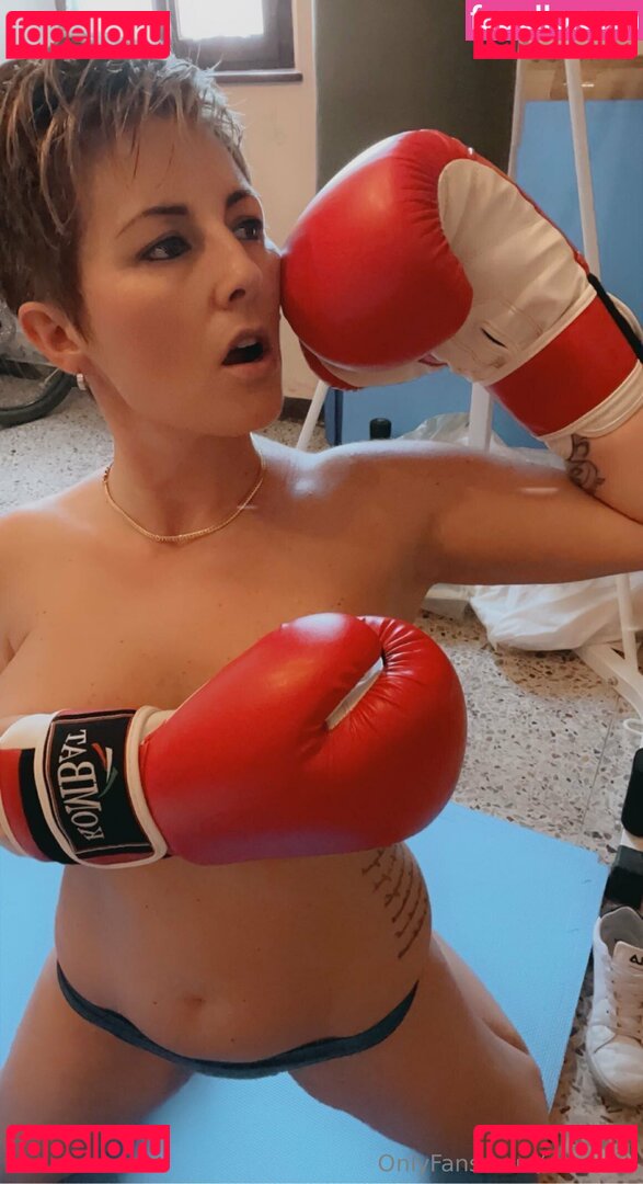 crudelia Nude Onlyfans Photo 29