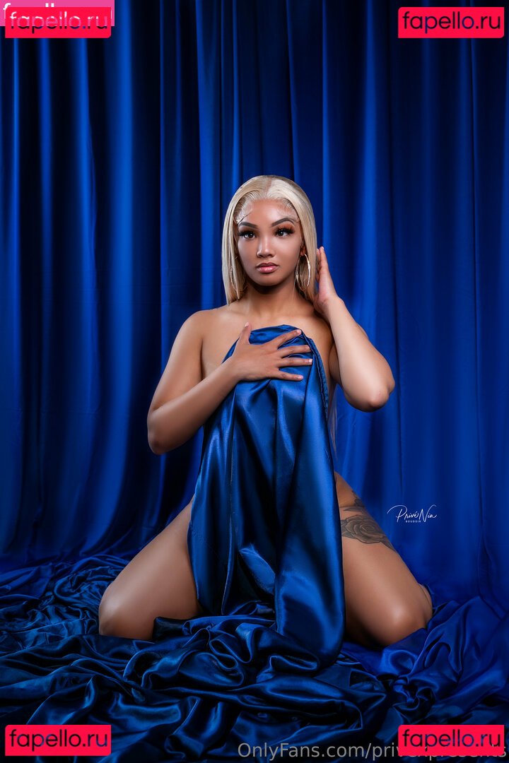 privexpresents Nude Onlyfans Photo 46