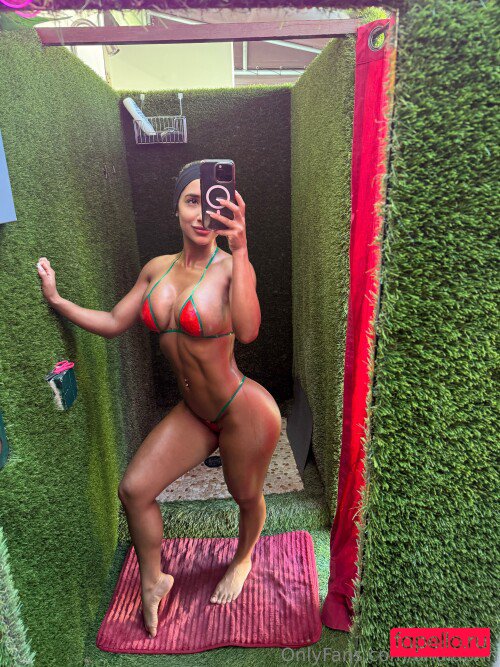 Ana Labrin Nude Onlyfans Photo 35