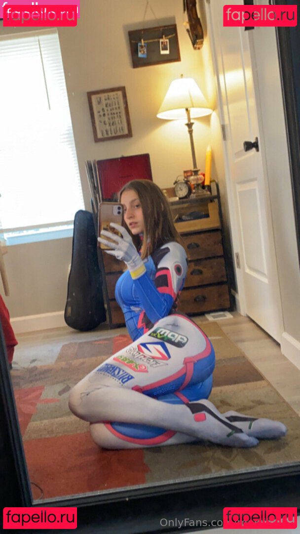mewjinxy2 Nude Onlyfans Photo 17