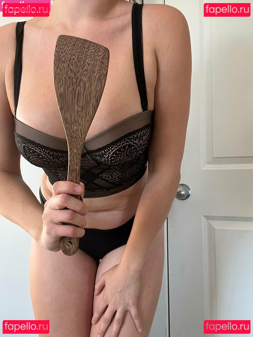 Alanna Pearson Nude Onlyfans Photo 12