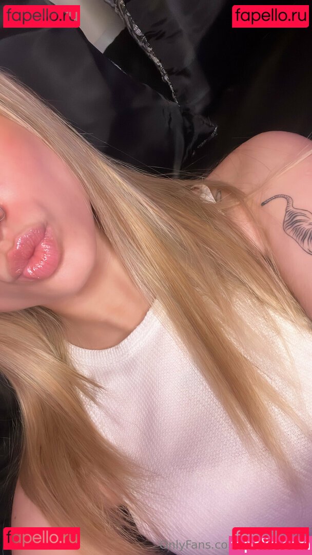 rubiasophiee Nude Onlyfans Photo 43