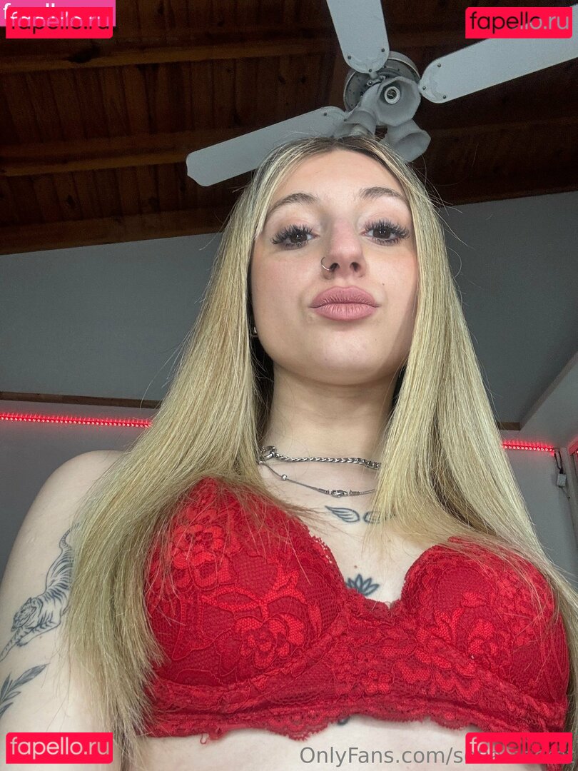rubiasophiee Nude Onlyfans Photo 31