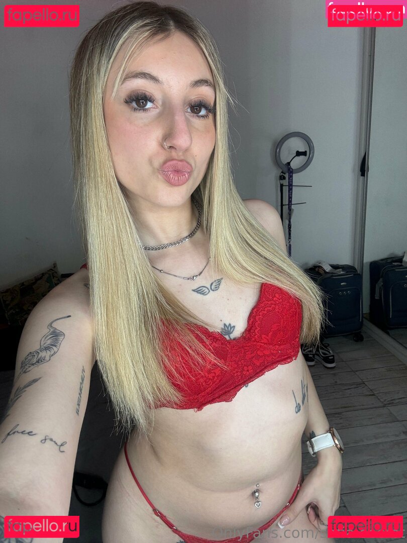 rubiasophiee Nude Onlyfans Photo 29