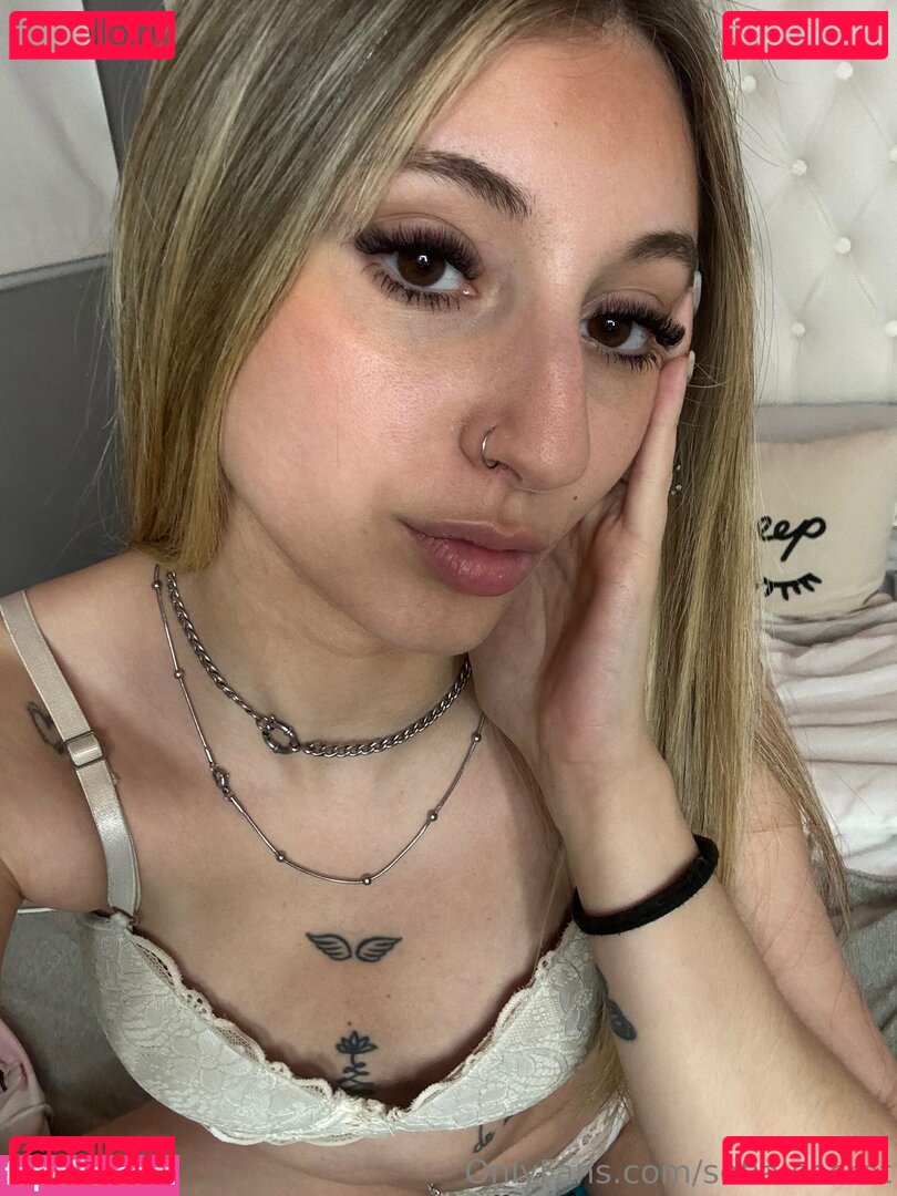 rubiasophiee Nude Onlyfans Photo 3