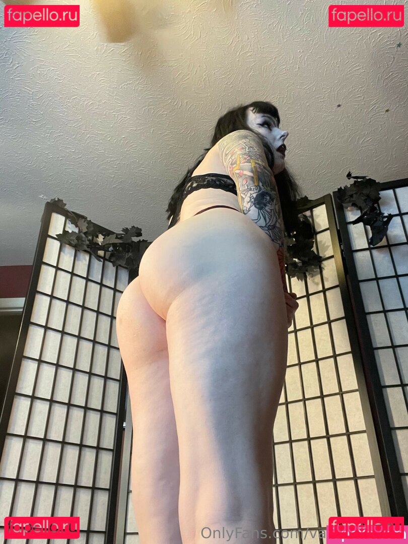 Vampiricbliss Nude Onlyfans Photo 11