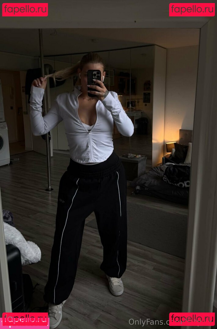 Katy Lou Nude Onlyfans Photo 29