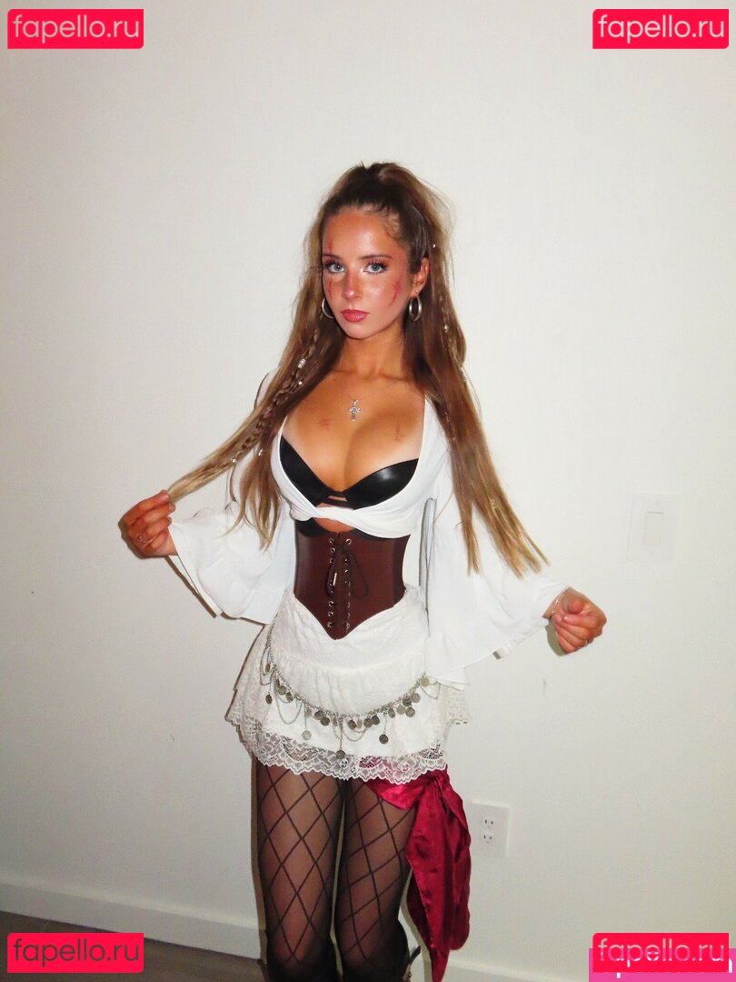 Audrey Oneill Nude Onlyfans Photo 15
