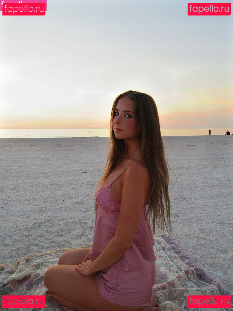 Audrey Oneill Nude Onlyfans Photo 7