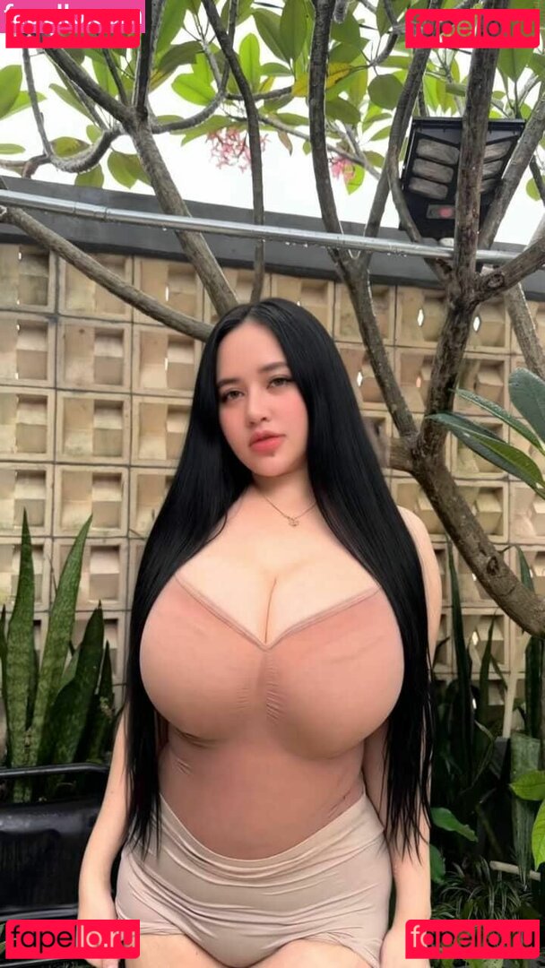 Berlian Ochi Nude Onlyfans Photo 33