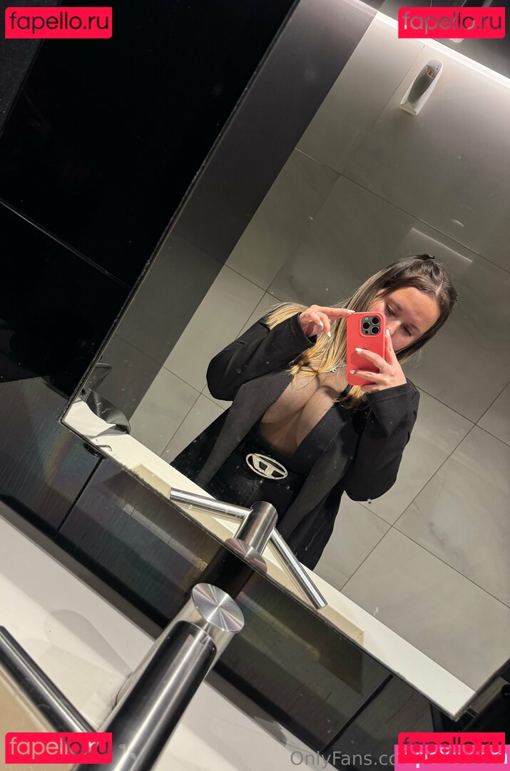pulpygirll Nude Onlyfans Photo 32