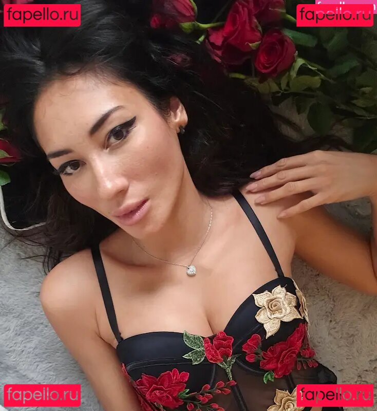zaraondemand Nude Onlyfans Photo 10