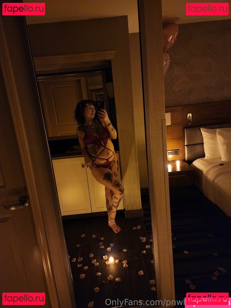 pnwhotwifefree Nude Onlyfans Photo 4