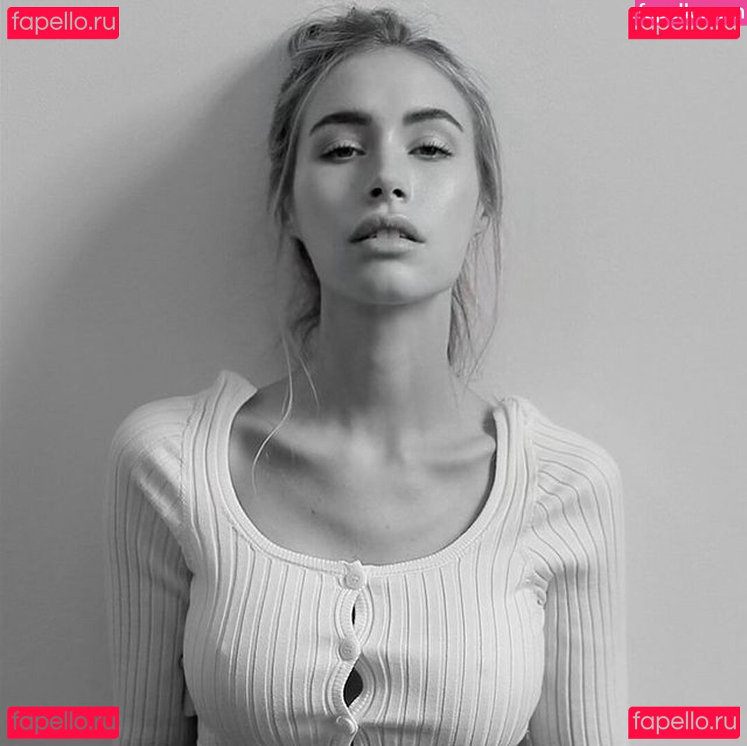 Alena Gerber Nude Onlyfans Photo 17