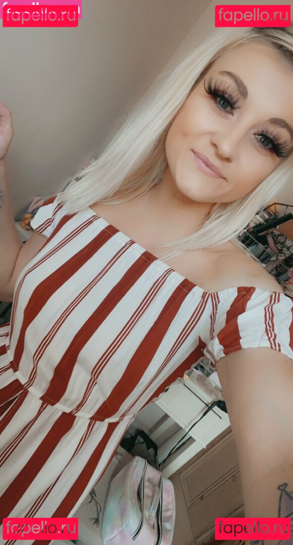 Arabella Sparkle Nude Onlyfans Photo 23